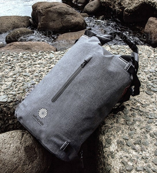 新世代!特殊素材ハード防水サバイバルプロテクトリュックバッグB