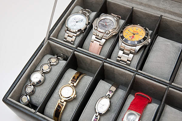 新品★送料無料★ウォッチケース　12本用　ブラウン