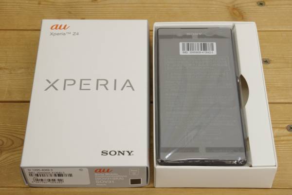 新品 SIMロック解除済み au SOV31 XPERIA Z4 ブラック 判定〇
