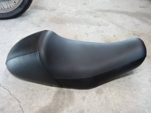 W650 W650 カフェシート 美品 純正シート 美品 W800 純正