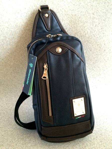 大人気★ビアンキ/Bianchi レザーショルダーボディバッグ★NV