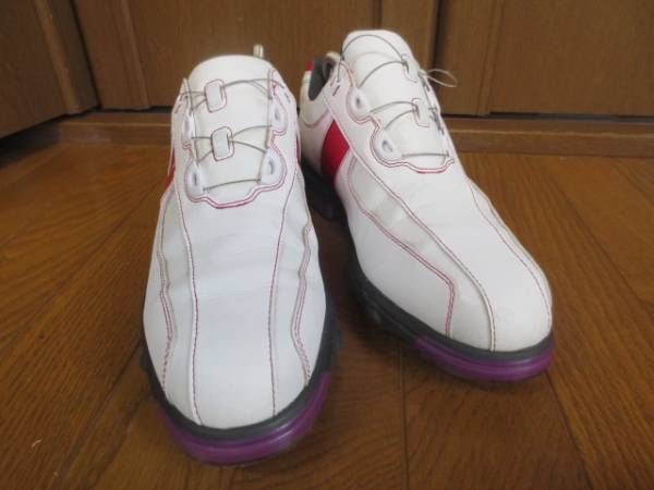 フットジョイのゴルフシューズ程度良好　ワイヤー式２６，５ｃｍ