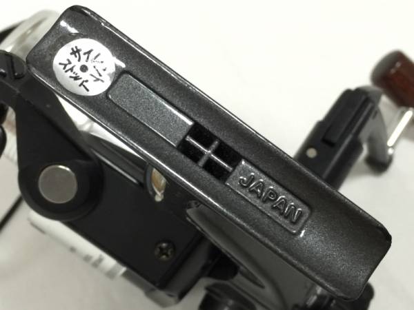 ダイワ ウィスカートーナメント SS-1000 サイレント TOURNAMENT リール