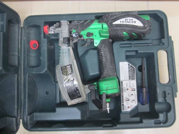 1円~100/日立 高圧ねじ打ち機 WF4H2 稼働品