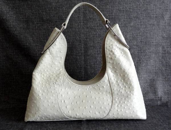 新品未使用 FURLA フルラ ショルダーバッグ オーストリッチ型押