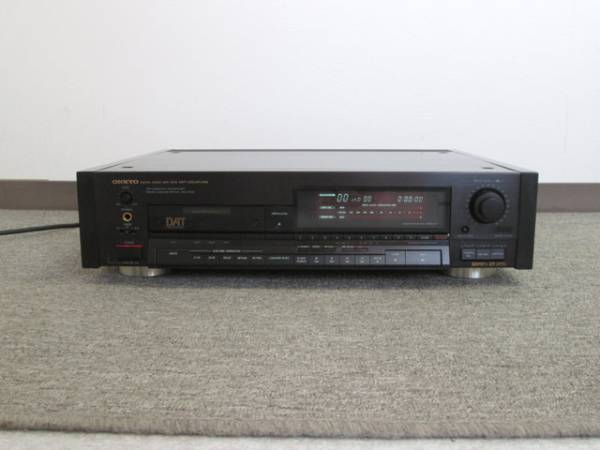 ジャンク】オンキョー ONKYO DATデッキ Integra DT-2001 オンキヨー