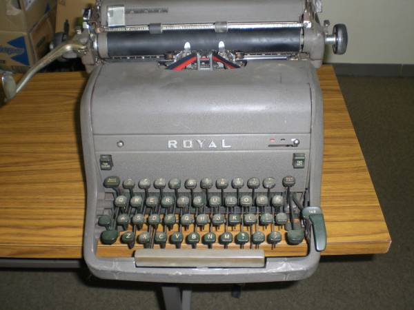 ROYAL ロイヤル アンティークタイプライター ③