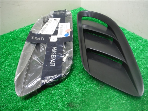MASERATI マセラティ ボンネット エアーダクト 左右セット 新品