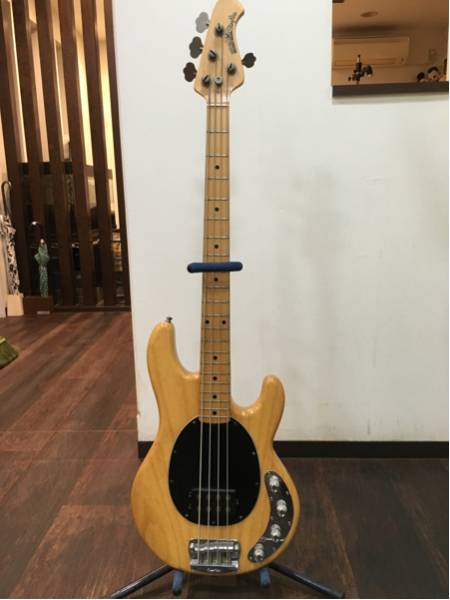 ミュージックマンスティングレイ・EX・ナチュラル MUSIC MAN StingRay