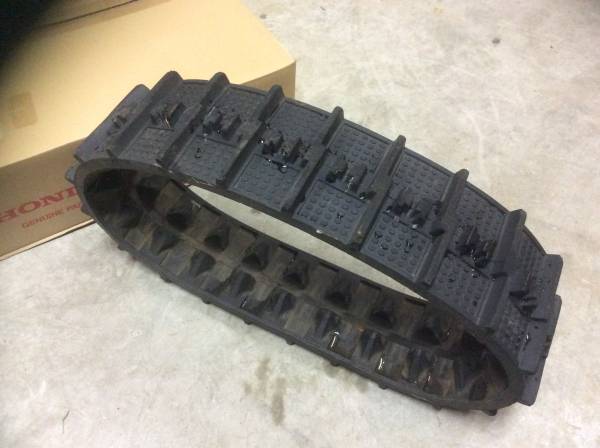 □Honda 除雪機 クローラー 12-60×20 HS80 HS660 2本セット キャタピラ