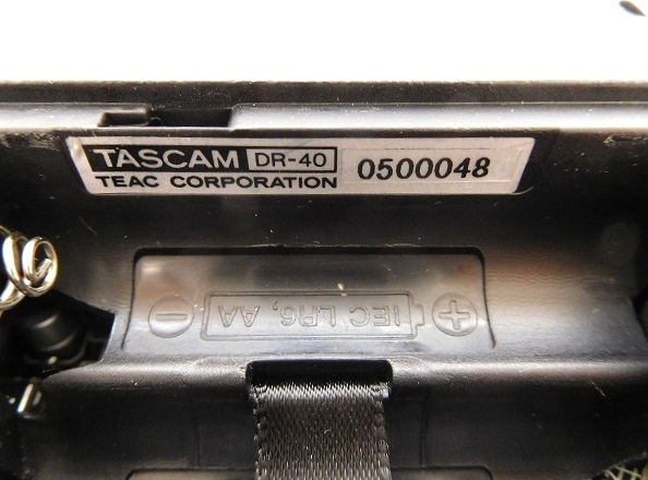 中古 TASCAM DR-40 リニアPCMレコーダー VERSION 2 T2109590