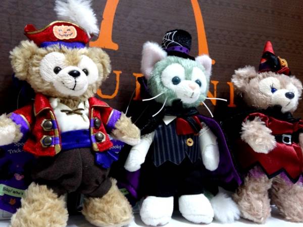 □2016 ハロウィン ダッフィー ジェラトーニ全3種バッジ ぬいば5