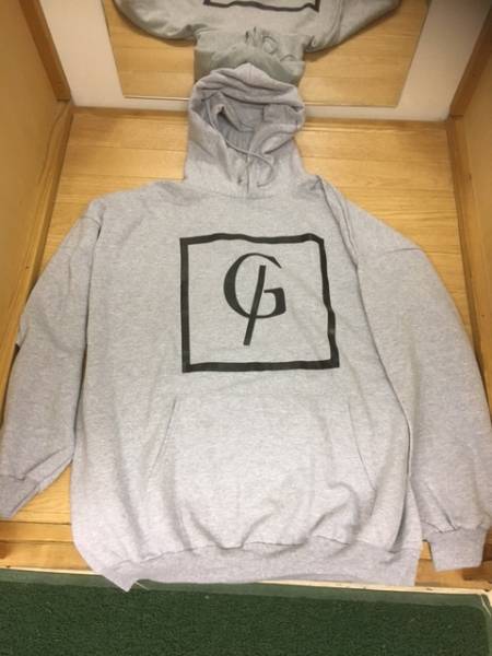 GBP 人気のプルオーバー　3XL　新品展示品　SALE　1着のみ！