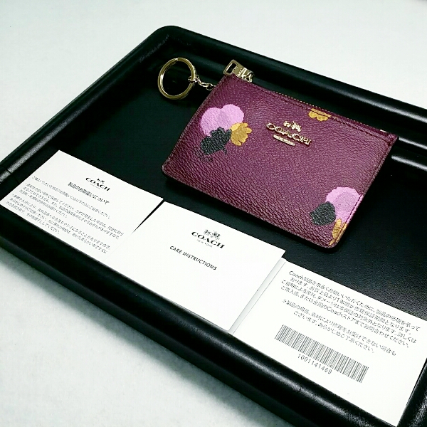 正規品【コーチ コイン ID パス キー ケース】紫 花柄 coach 革