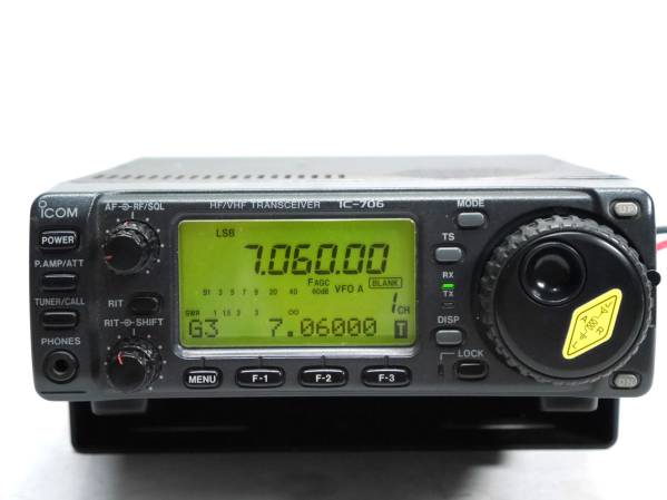 Icom IC-706 トランシーバー 100W機 完動美品 付属品あり無線機 ☆アイコム IC-706 HF～144MHz 100W機 受信改造済み？ 無線機 アイコム
