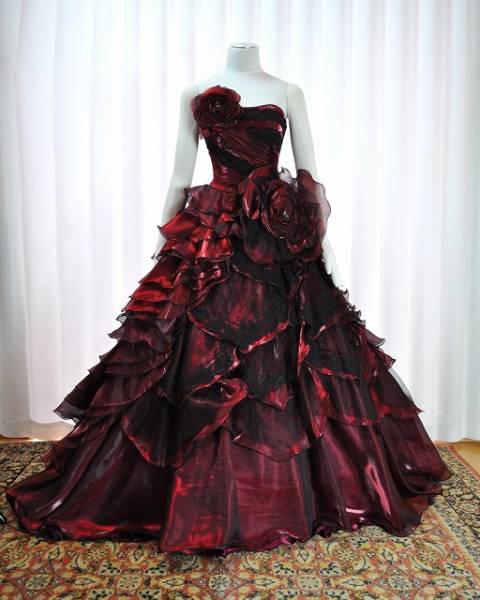ゆったりサイズ！ワインブラックのウエディングドレス★13-17号