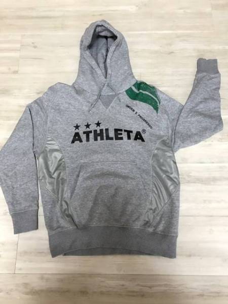 ★★アスレタATHLETAパーカー中古Mグレー★★