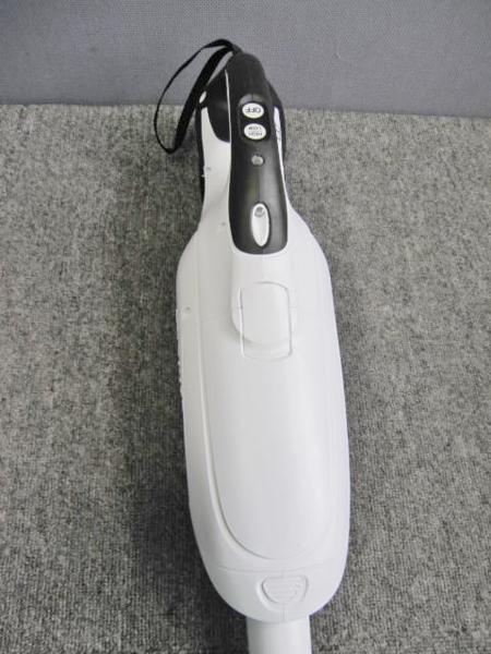 マキタ18V充電式クリーナーCL282FD 純正のバッテリー、充電器付 マキタ18V充電式クリーナーCL282FD 純正のバッテリー、充電器付