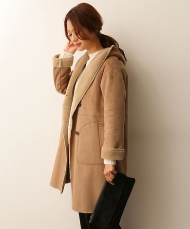 ●今季新品●アーバンリサーチDOORSフェイクムートンコートca