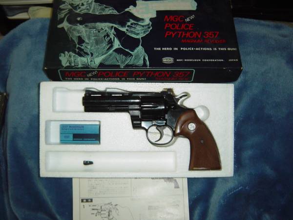 MGC コルト パイソン 4インチ ABS製 ジャンク!! モデルガン