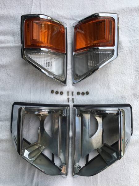 ランクル70トヨタ純正フロントウィンカー左右セットHZJ76/74/71 美品