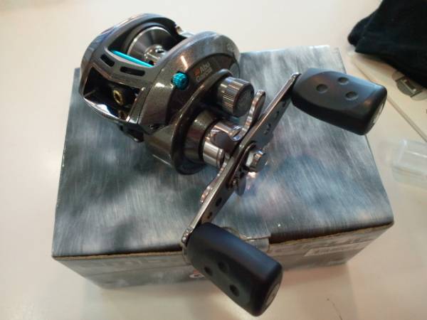 Abu REVO ELITE-L 左巻き AbuGarcia revo ELITE IB7 左巻き【公式通販】