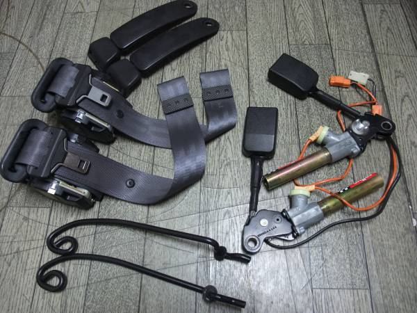 プジョー106S16 シートベルト 巻き替え品セット
