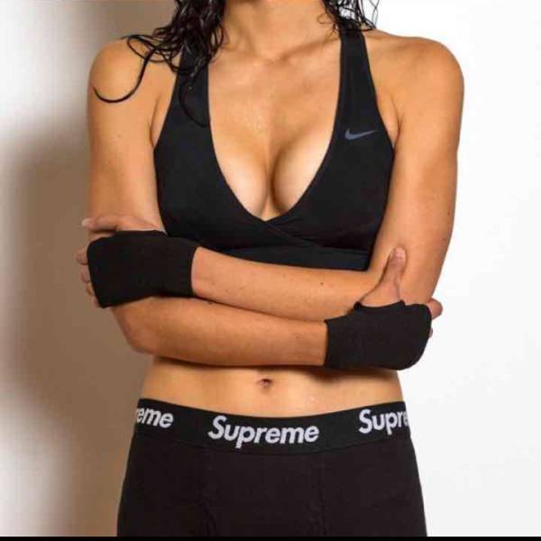 送料無料 Supreme Hanes ボクサーパンツ L 白&黒 合計2枚セット