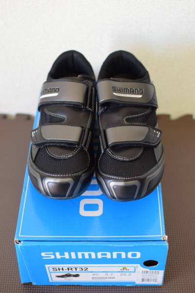 未使用 shimano シマノ SH-RT32 25.2 40 SPD シューズ