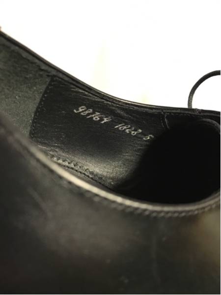 【新品未使用】ジャランスリワヤ プレーントゥ 黒 98764