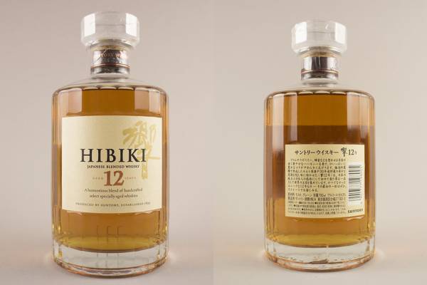 美品 終売希少 響12年 ギフトBOX 700ml サントリー SUNTORY