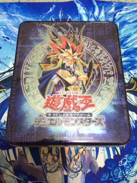 遊戯王 BOOSTER PACK COLLECTORS TIN 2004 未開封 絶版 稀少 遊戯王 未