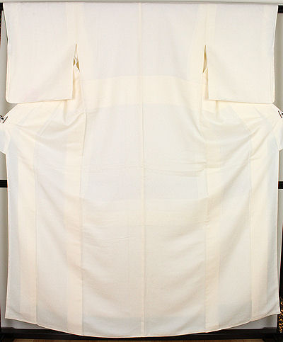 【送料無料】色無地★正絹★白小葉　ki18141【未使用品】