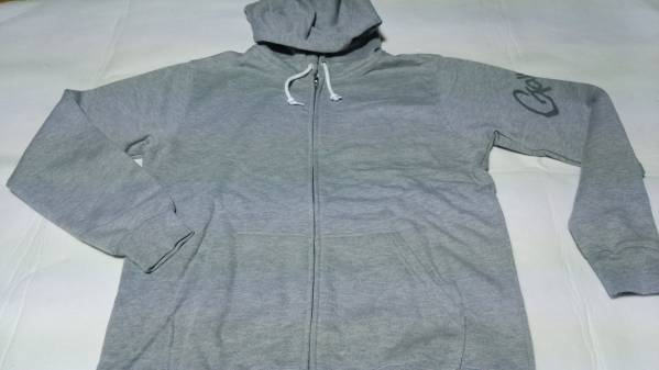 新品 がまかつがま磯非売品パーカー　Ｌ