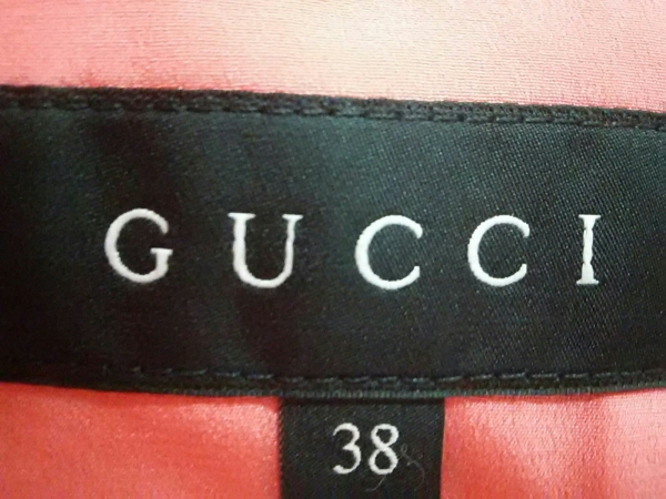 グッチ コート 38 レディース 美品 ピンクオレンジ 春・秋物