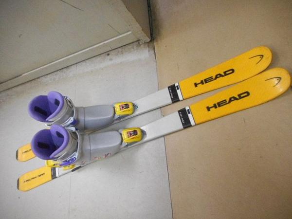 ￡【ＨＥＡＤヘッド】子供用スキーセット（板127/靴22）￡532