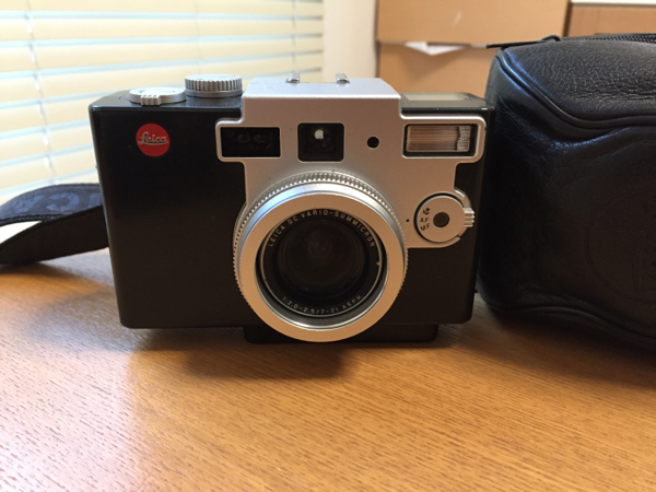 希少品 ライカ デジカメ LEICA DIGILUX1 ケース付
