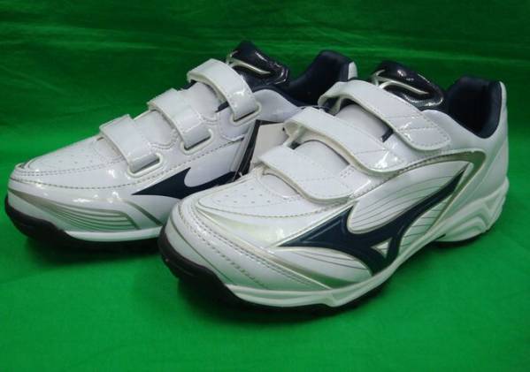 得価，お買い得 02 40％引 ミズノ トレーニングシューズ 白&times;ネイビー 11GT172214 25.0cm(トレーニングシューズ)｜売買されたオークション情報、yahooの商品情報をアーカイブ公開 - オークファン 大人用