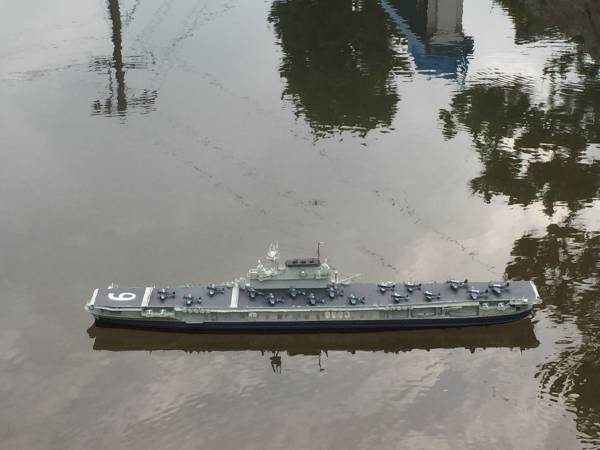 空母　エンタープライズ　1/350 ラジコン