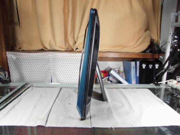 D712/V3HG　(Celeron 1000M 1.8GHz、地デジ、21.5型)