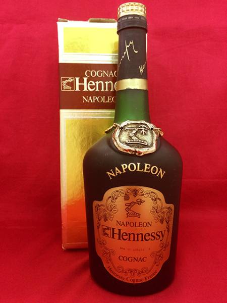 【終売品】コニャック HENNESSY ヘネシー ナポレオン 700ml 箱付