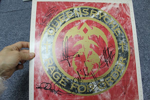 サイン入／クイーンズライチ QUEENSRYCHE／炎の伝説／LP