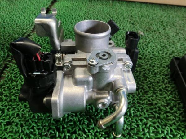 161215-WB14 エブリィ DA64V スロットルボディ+ECU [68H0][チ]