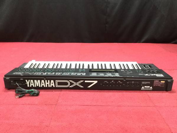 YAMAHA DX7Ⅱ-FD シンセサイザー☆現状品 YAMAHA DX7Ⅱ-FD