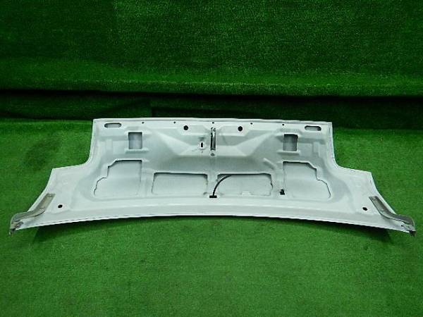 エブリイDA64Vボンネットフード/白26U