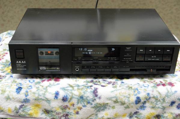 AKAI アカイ　カセットデッキ　GX-R60EX　1987年製　ブラック AKAI アカイ カセットデッキ GX-R60EX 1987年製 ブラック 正規品販売サイト