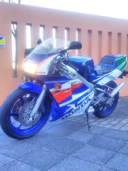 純正　ホンダ　フュージョン　純正　アンダーカウル　アンダーカバー フュージョン 純正アンダーカウルセット ホワイトのアンダーフルセット