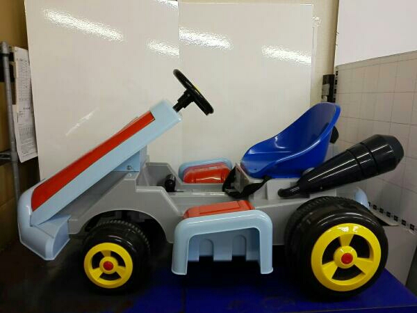 マリオカート 電動カー トイザらス 任天堂／nintendo