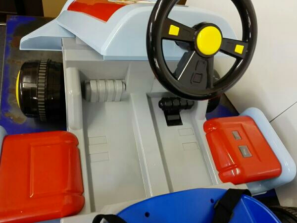 マリオカート 電動カー トイザらス 任天堂／nintendo