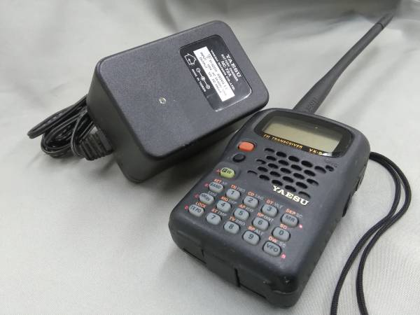 アマチュア無線八重洲無線 - FM デュアルバンド FT-65 ヤエス YAESU